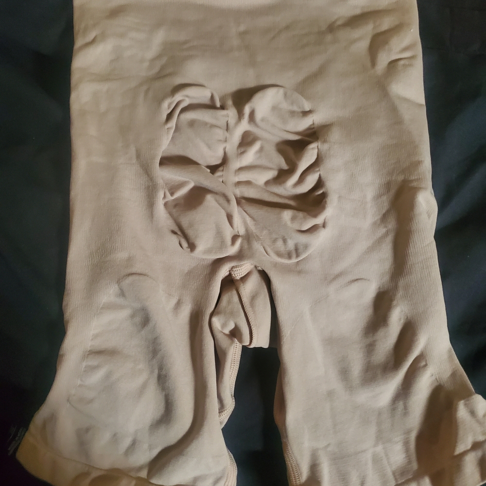 SKIMS Nude Shapewear Shorts